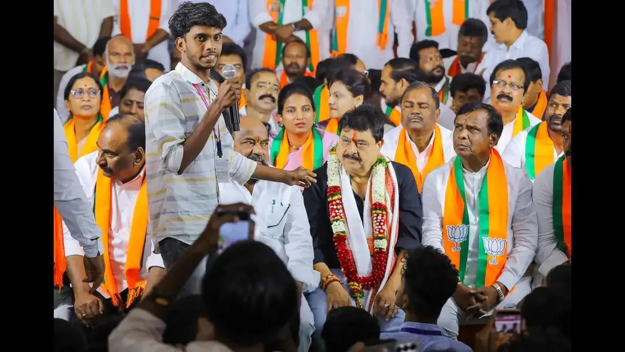 Telangana BJP Steps Up Opposition Campaign Over Farmers’ Insurance and Fee Reimbursement
